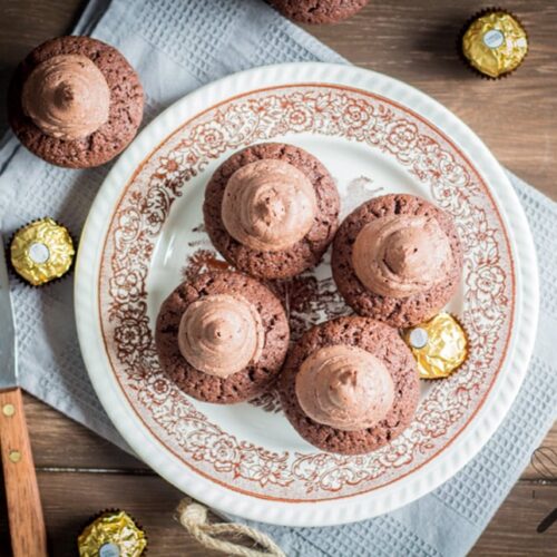 Chocolate-Ferrero-Rocher-Cupcakes